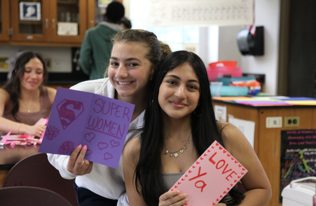 SHS students posing with their cards during the Letters of Love workshop on Non-Sibi Day.